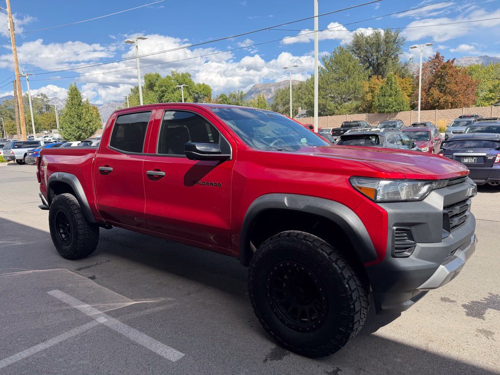 Used 2023 Chevrolet Colorado Trail Boss w/ Technology Package AWD/4WD image 7