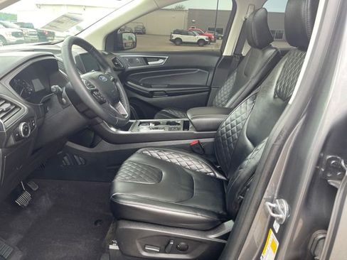 Used 2024 Ford Edge Titanium AWD/4WD image 9
