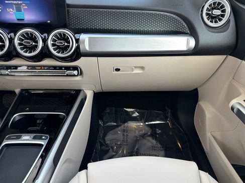 Certified 2024 Mercedes-Benz EQB 300 4MATIC image 30