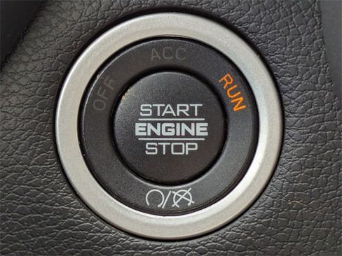 Used 2024 RAM 2500 Big Horn image 33