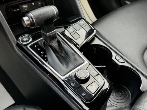 Used 2025 Kia Sportage X-Line w/ Premium Package image 31