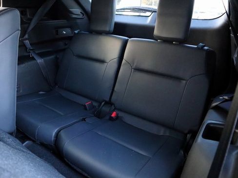 Used 2024 Mitsubishi Outlander SE Black Edition image 26