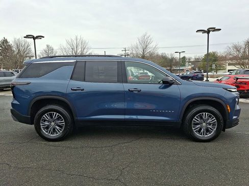 Used 2026 Chevrolet Traverse LT w/ LPO, Floor Liner Package image 7