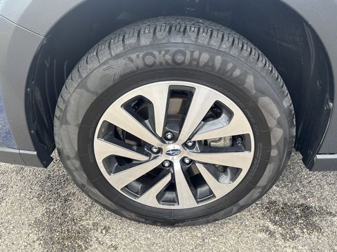 Certified 2024 Subaru Outback Premium image 9