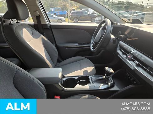 Used 2025 Kia K4 FWD image 26