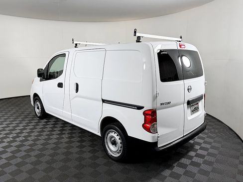 Used 2020 Nissan NV200 S w/ Back Door Glass Package image 11