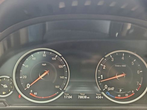 Used 2015 BMW 750i RWD image 13