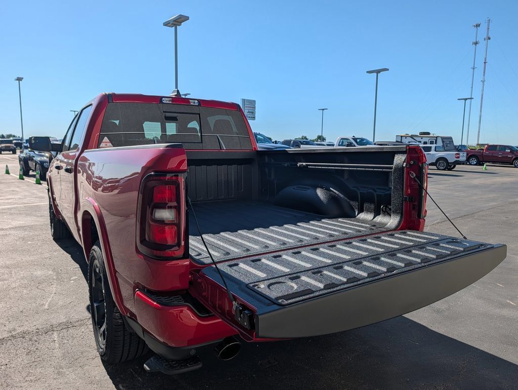 New 2026 RAM 1500 Big Horn AWD/4WD image 7