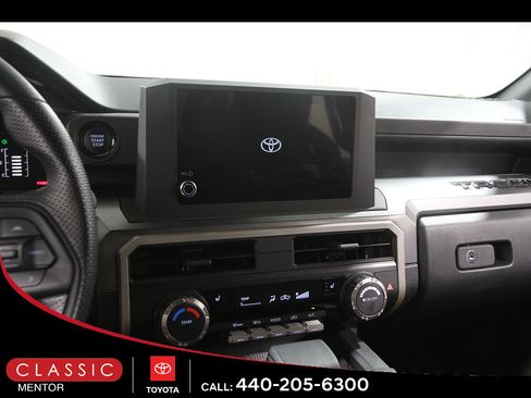 Certified 2026 Toyota Tacoma SR5 AWD/4WD image 9
