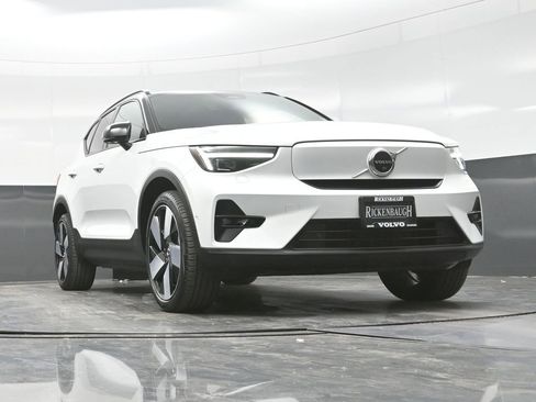 Used 2023 Volvo XC40 Recharge Ultimate w/ Protection Package Premier image 26