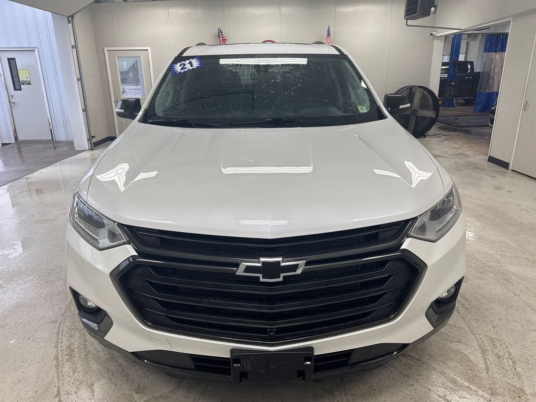 Used 2021 Chevrolet Traverse Premier w/ Redline Edition AWD/4WD image 10