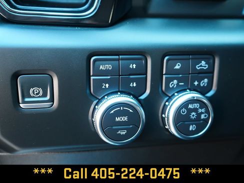 Used 2024 GMC Sierra 1500 AT4 w/ Technology Package AWD/4WD image 33