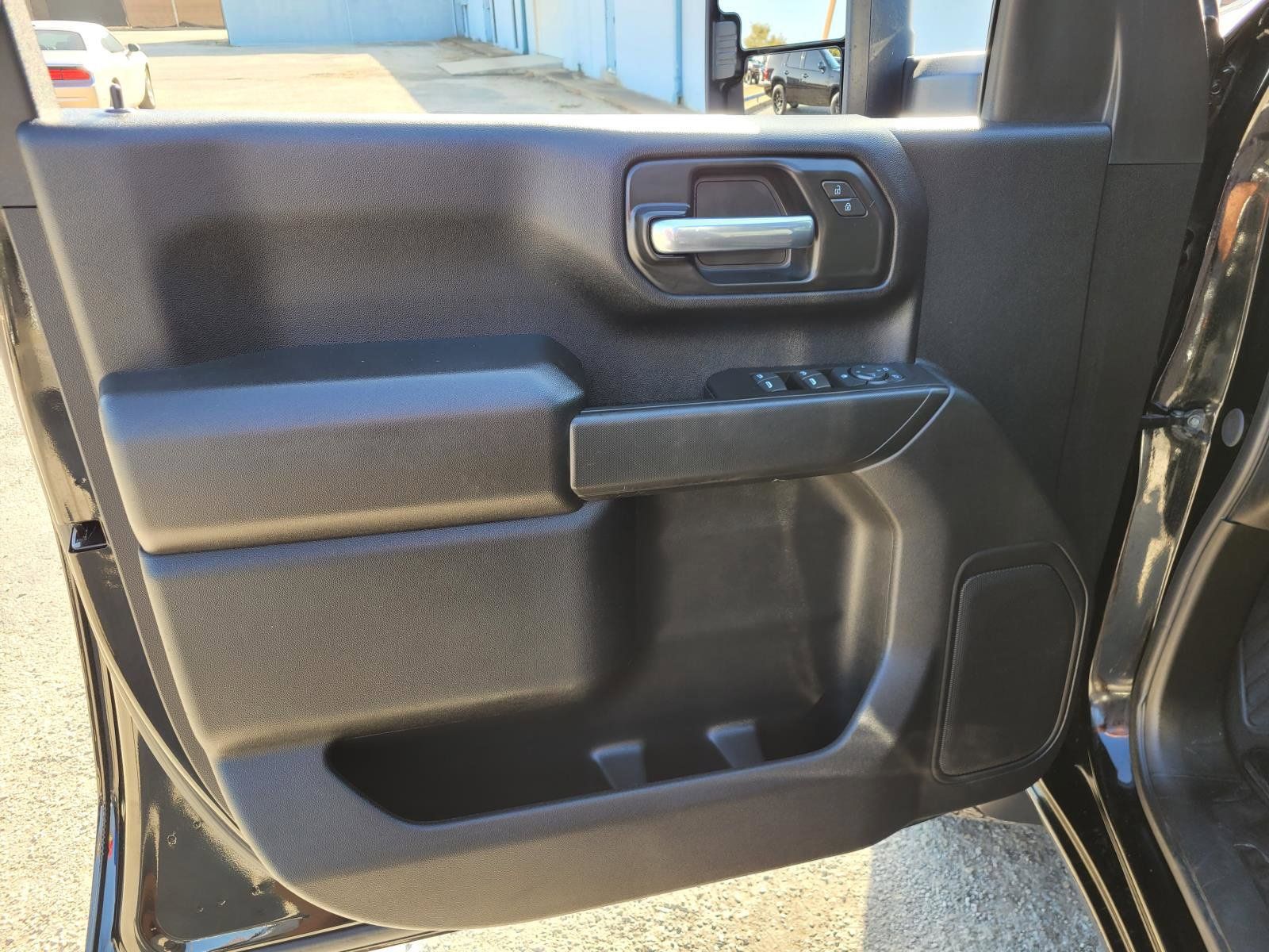 Used 2025 Chevrolet Silverado 2500 Custom w/ Custom Convenience Package RWD image 19