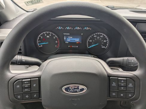 New 2026 Ford F350 XLT image 26