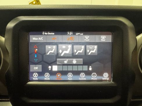 Used 2022 Jeep Wrangler Unlimited Sport AWD/4WD image 35