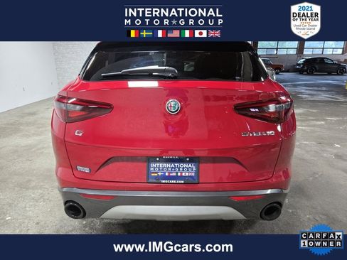 Used 2022 Alfa Romeo Stelvio Ti image 52