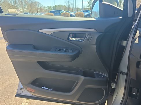 Used 2020 Honda Passport EX-L image 28