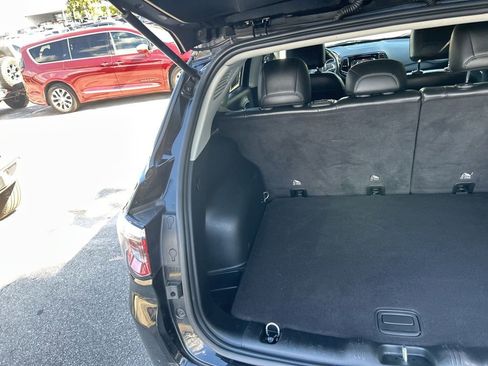 Certified 2020 Jeep Compass Latitude image 29