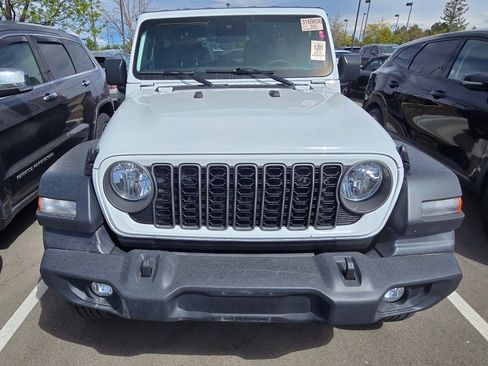 Used 2025 Jeep Wrangler Sport S image 6
