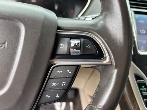 Used 2019 Lincoln Nautilus Select FWD image 30