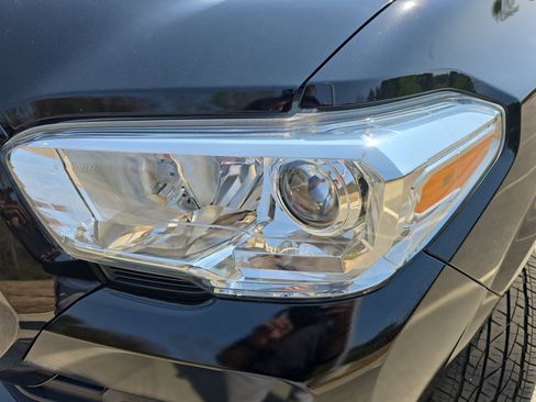 Used 2023 Toyota Tacoma SR image 34