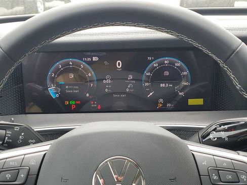 New 2026 Volkswagen Tiguan S FWD image 24