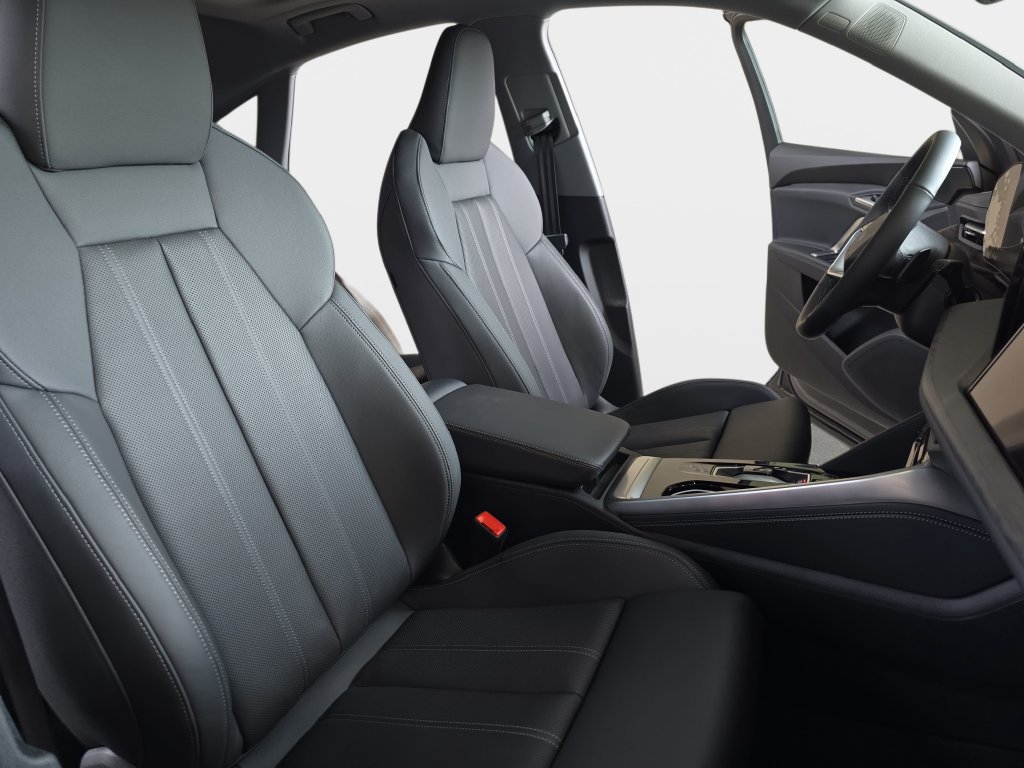 New 2026 Audi Q5 Premium Plus AWD/4WD image 10