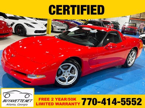 Used 2000 Chevrolet Corvette Coupe RWD image 1