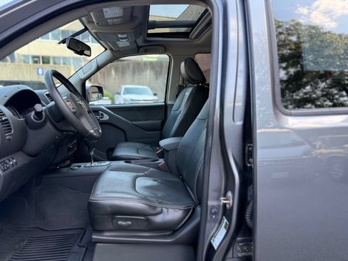 Used 2020 Nissan Frontier PRO-4X AWD/4WD image 17