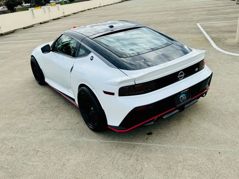 Used 2024 Nissan Z NISMO w/ Floor Mat Package image 27