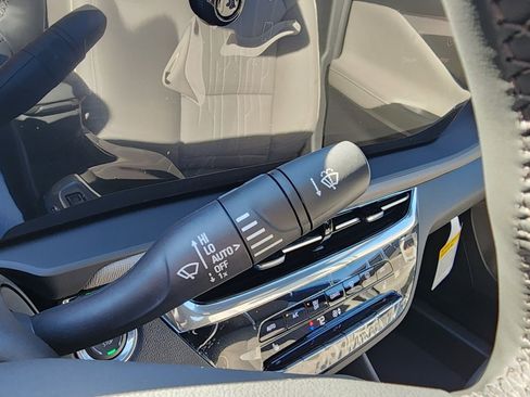 New 2026 Buick Envista Avenir image 23