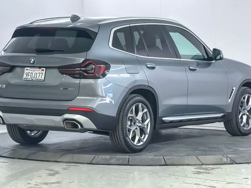 Used 2023 BMW X3 sDrive30i image 2