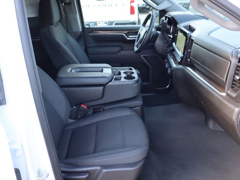 Certified 2025 Chevrolet Silverado 1500 LT w/ Safety Package image 34