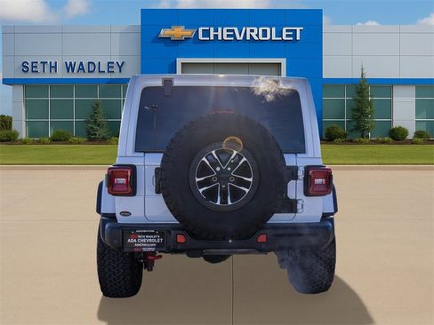 Used 2024 Jeep Wrangler Unlimited Rubicon image 6