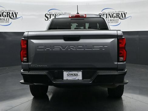 Used 2023 Chevrolet Colorado Z71 w/ Z71 Convenience Package 2 AWD/4WD image 6
