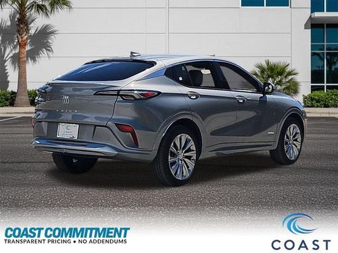 Used 2025 Buick Envista Avenir FWD image 6