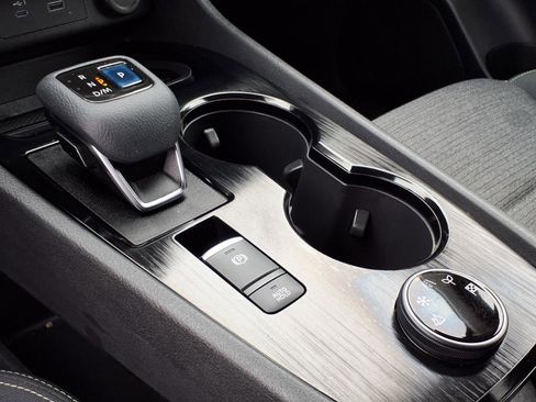 Used 2021 Nissan Rogue SV image 21