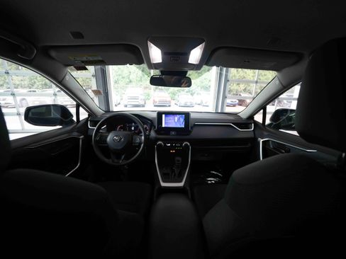 Used 2023 Toyota RAV4 LE FWD image 19