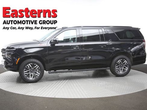 Used 2025 Chevrolet Suburban Z71 AWD/4WD image 61
