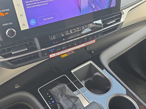 New 2026 Toyota Sienna Platinum AWD/4WD image 20