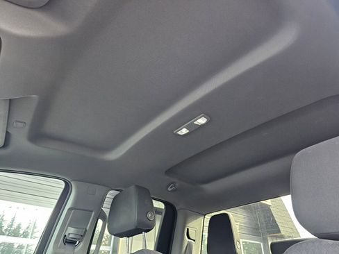 Used 2022 Chevrolet Silverado 1500 Custom image 22