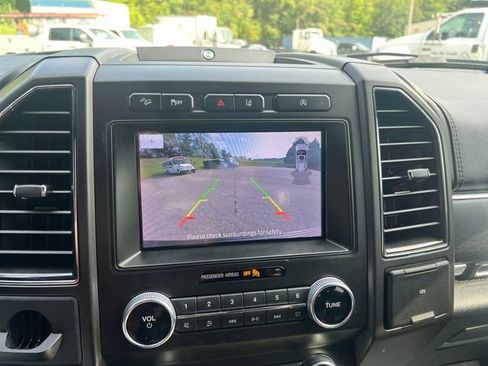 Used 2021 Ford Expedition Max Limited AWD/4WD image 22
