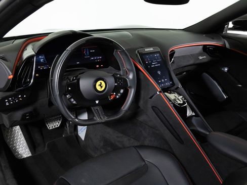 Used 2021 Ferrari Roma image 4
