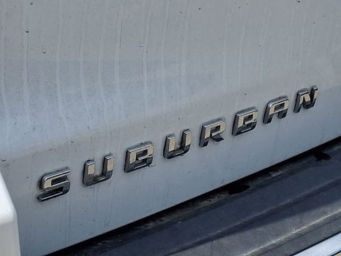 Used 2019 Chevrolet Suburban Premier AWD/4WD image 5
