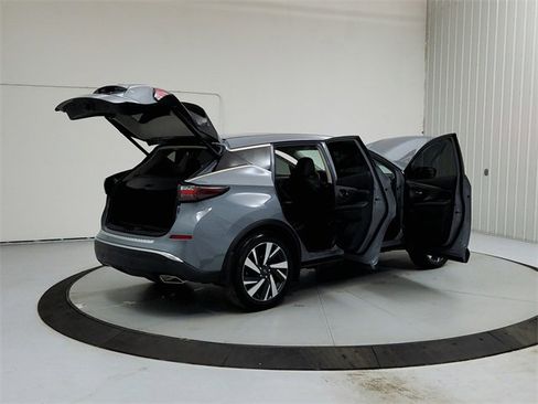 Used 2023 Nissan Murano SL w/ SL Moonroof Package image 15