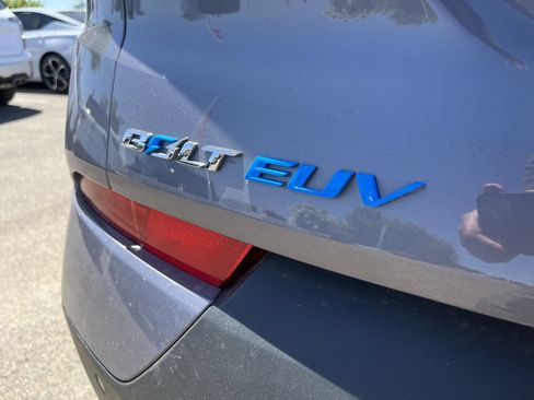 Used 2023 Chevrolet Bolt EUV Premier FWD image 28