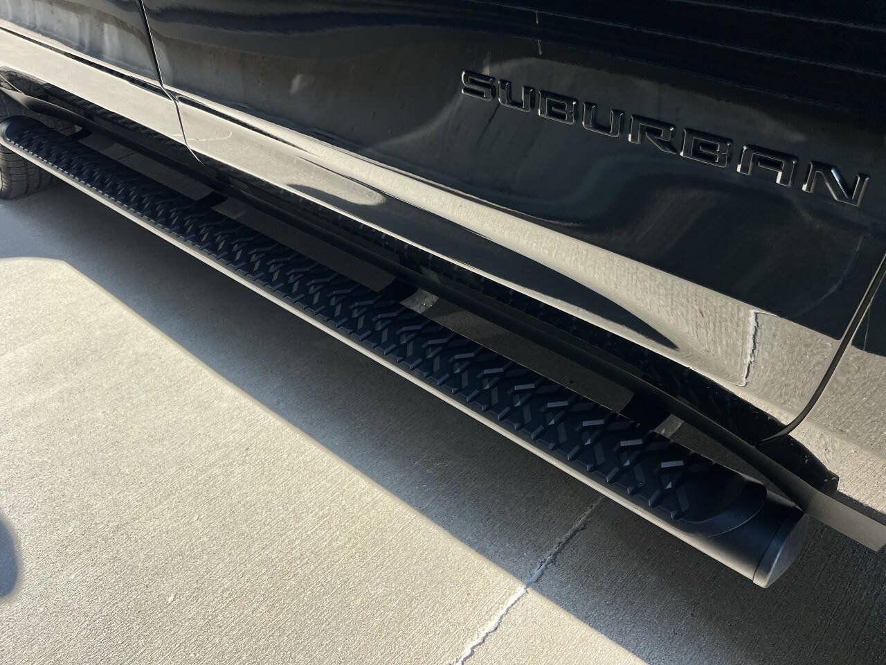 Used 2022 Chevrolet Suburban Z71 AWD/4WD image 8