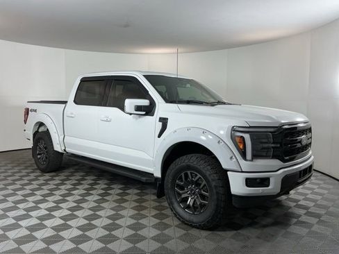 Used 2025 Ford F150 Lariat image 3