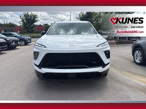 New 2026 Buick Enclave Sport Touring w/ LPO, Floor Liner Package image 3