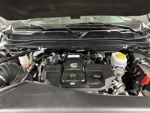 Used 2024 RAM 3500 Big Horn image 24